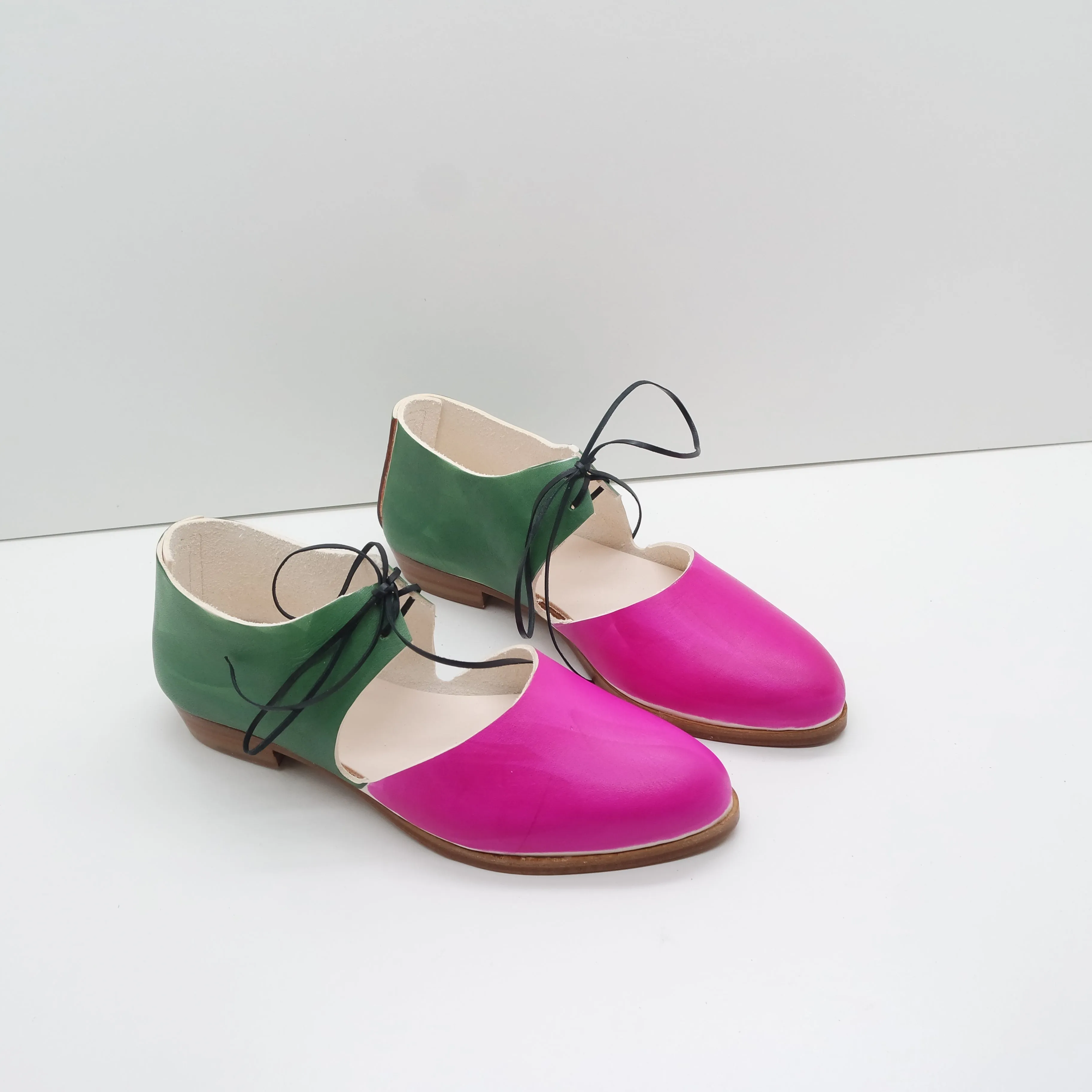 BBF24 SALE. SIZE 36. THE MARY. T RAMBUTAN PINK W BUKO LEAF. 2CM